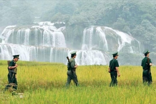 Nghĩa tình đoàn kết quân dân nơi khu vực biên giới