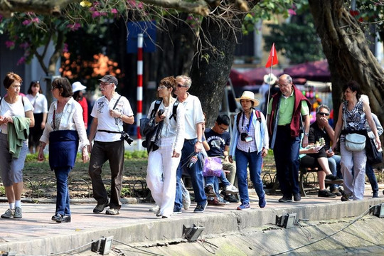 Lượt khách quốc tế đến Hà Nội trong tháng 2 tăng vọt
