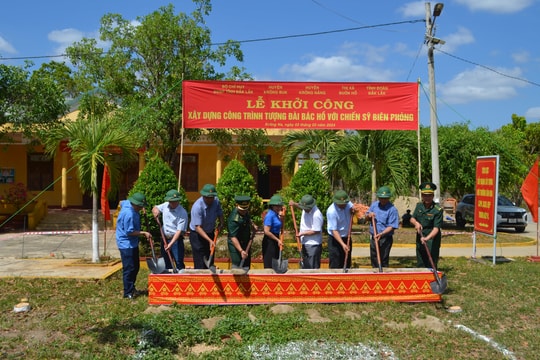 Khởi công tượng đài “Bác Hồ với chiến sĩ Biên phòng”