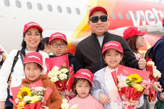 Vietjet khai trương đường bay thứ hai đến với Điện Biên mừng 70 năm chiến thắng Điện Biên Phủ