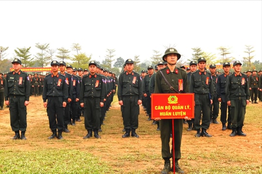 Trung đoàn CSCĐ Bắc Trung Bộ khai giảng khóa huấn luyện 2024