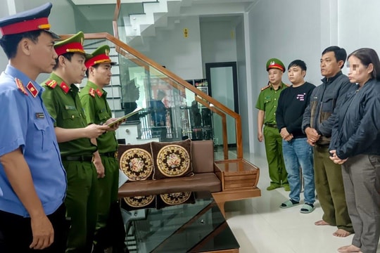 Bốn đối tượng mua bán hóa đơn, chứng từ trái phép