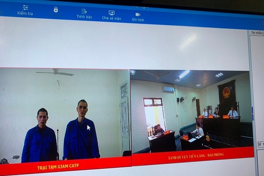Hai anh em rủ nhau mua ma túy về nhà bán kiếm lời