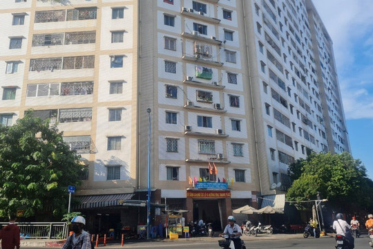 Tham ô tài sản, 3 thành viên Ban quản trị chung cư bị khởi tố