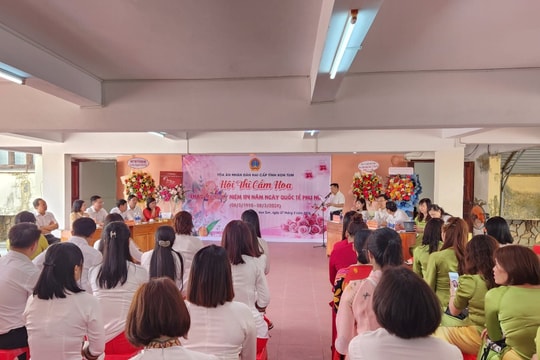 TAND tỉnh Kon Tum tổ chức Hội thi cắm hoa mừng Kỷ niệm ngày Quốc tế phụ nữ 8/3