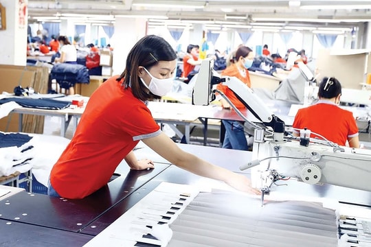 HSBC: Năng suất lao động của Việt Nam chỉ ở mức 9,7