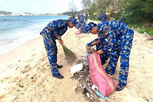 Vùng 5 Hải quân tổ chức “Ngày thứ 7 tình nguyện”