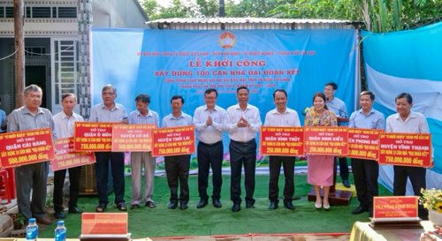 Cần Thơ xây dựng 100 căn nhà Đại đoàn kết cho người nghèo, người có hoàn cảnh khó khăn