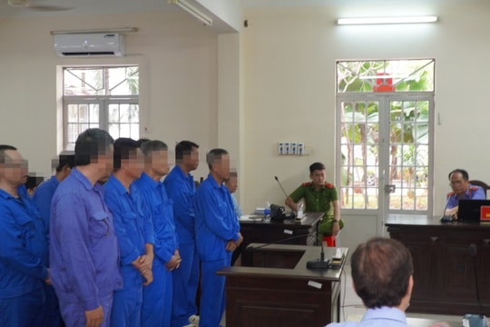 Lập khống hồ sơ chiếm đoạt hàng chục tỉ đồng tiền hỗ trợ