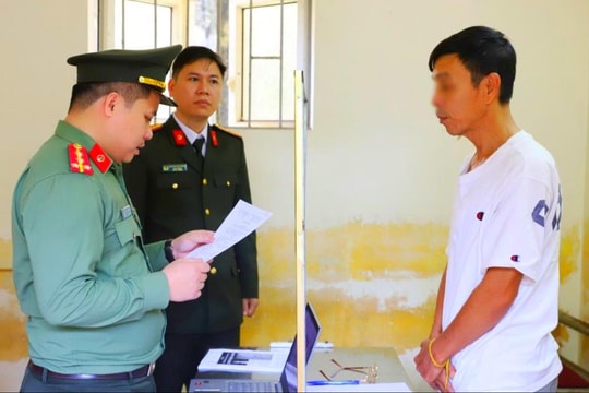 Bắt đối tượng dùng mạng xã hội để chống phá Nhà nước