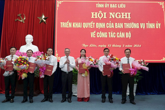 Bạc Liêu triển khai quyết định bổ nhiệm, điều động nhiều cán bộ chủ chốt