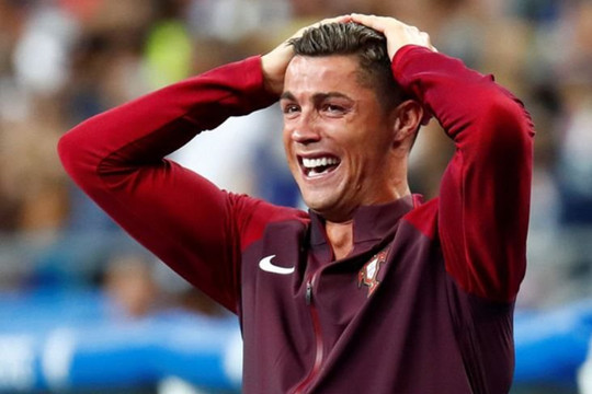 Ronaldo lập kỳ tích trong ngày thảm bại của Al Nassr