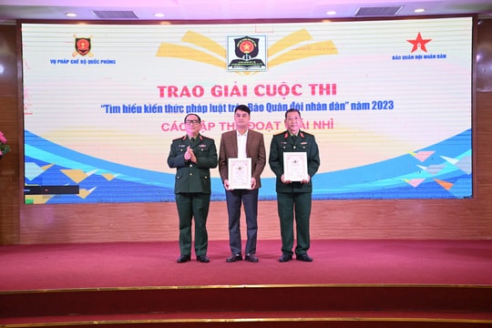 Trao giải cuộc thi “Tìm hiểu kiến thức pháp luật trên Báo Quân đội nhân dân”