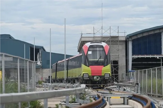 Vận hành thử lần cuối đoạn trên cao tuyến metro Nhổn - Ga Hà Nội