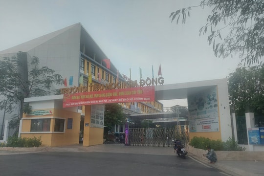 Quận 7 (TP.HCM): Nhiều học sinh 'nghi' bị ngộ độc