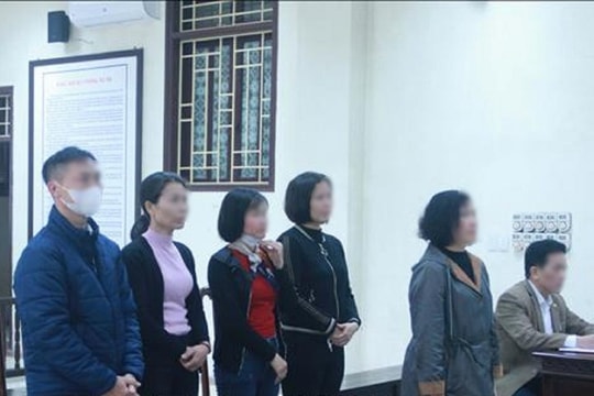 Giám đốc Bệnh viện Da liễu Thái Bình lĩnh án