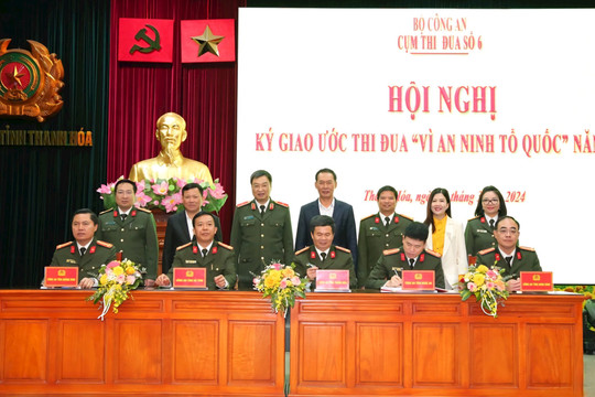Đẩy mạnh phong trào thi đua “Vì an ninh Tổ quốc”
