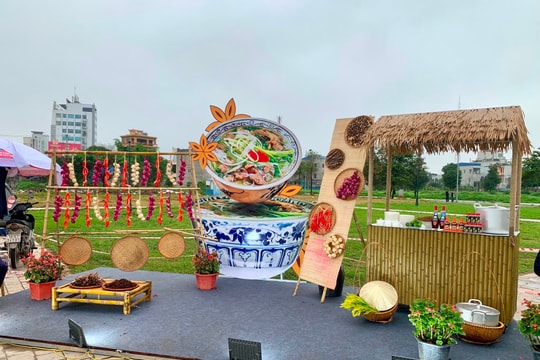 Nam Định: Khai mạc Festival “Con đường phở Việt”