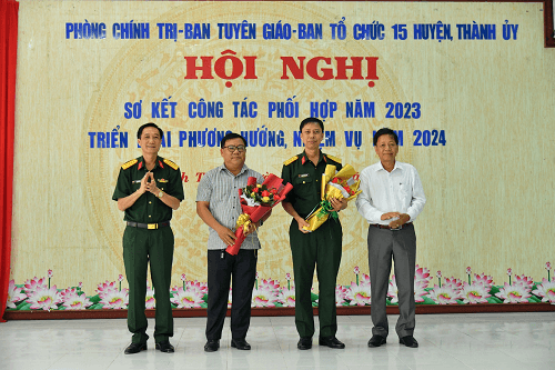 Đẩy mạnh tuyên truyền công tác hậu phương quân đội, củng cố mối đoàn kết quân dân