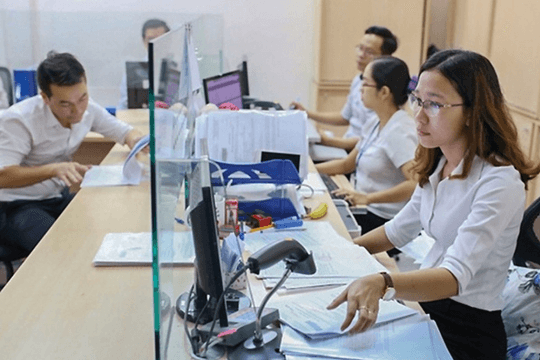 Từ ngày 1/7, tăng khá cao lương công chức, viên chức
