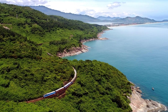 Chuẩn bị mở bán vé tàu Huế - Đà Nẵng