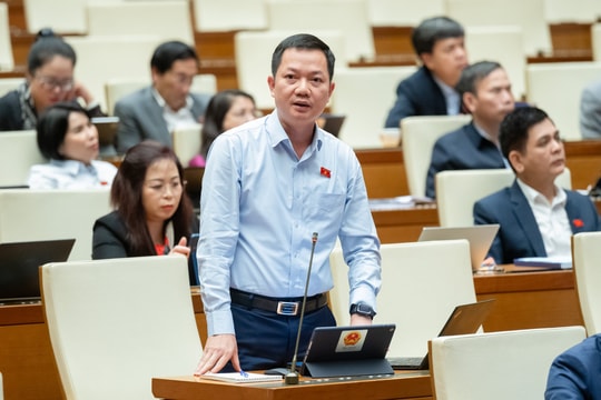 Giá xăng dầu, điện, vé máy bay làm "nóng” phiên chất vấn Bộ trưởng Tài chính