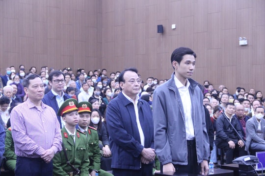Những hình ảnh tại phiên tòa xét xử 15 bị cáo trong “đại án” Tân Hoàng Minh