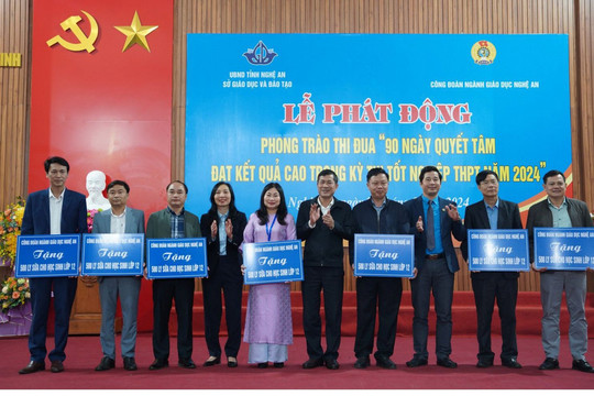 Phát động thi đua “90 ngày quyết tâm đạt kết quả cao trong Kỳ thi tốt nghiệp THPT”