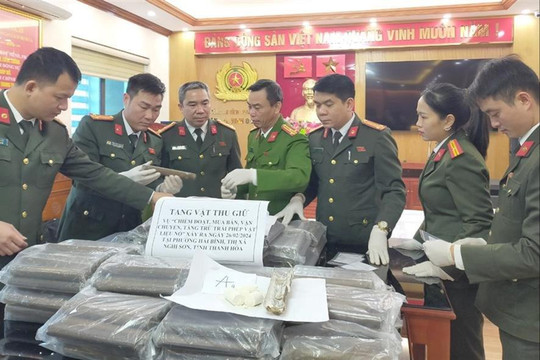 Thanh Hóa: Bắt 3 đối tượng chiếm đoạt, mua bán gần 8 tạ thuốc nổ và kíp nổ
