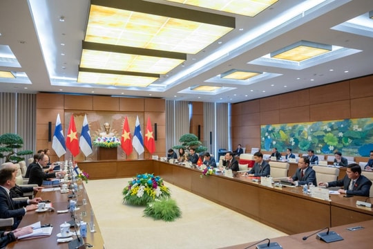 Hội đàm giữa Chủ tịch Quốc hội hai nước Việt Nam và Phần Lan