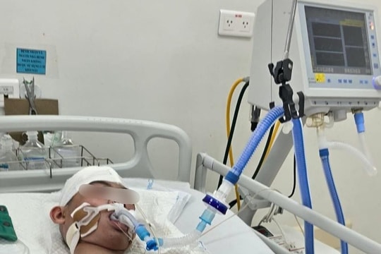Nam sinh lớp 8 bị đánh nhập viện do mâu thuẫn khi chơi bóng rổ
