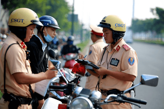 Bỏ đề xuất trích tiền xử phạt cho cảnh sát giao thông
