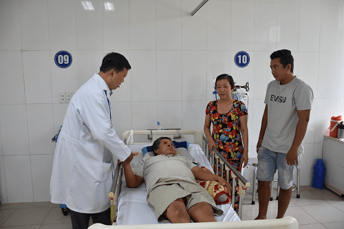 Cứu sống bệnh nhân bị uốn ván nặng kèm theo thuyên tắc phổi