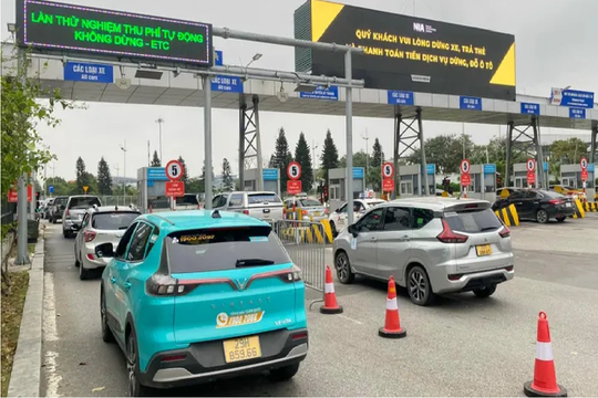 Chính thức thu phí không dừng tại sân bay từ 5/5