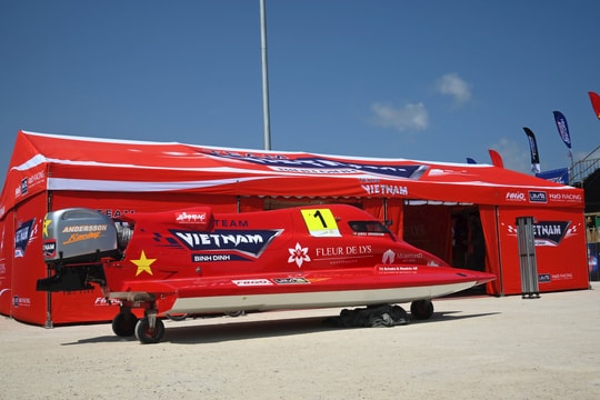 Đội Việt Nam sẵn sàng cho chặng đua Grand Prix of Binh Dinh