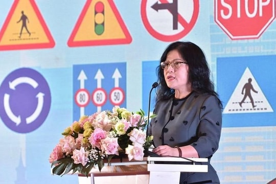 Tăng cường vai trò của nhà trường trong giáo dục an toàn giao thông