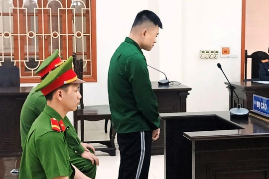 Mua bán ma túy còn thủ súng đạn phòng thân