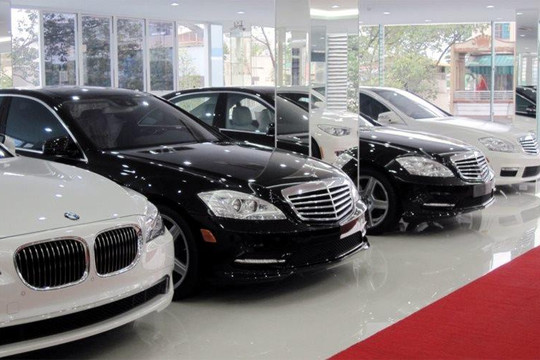 Doanh thu phí bảo hiểm xe cơ giới giảm do thị trường ô tô ảm đạm