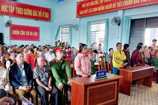 Xét xử người mẹ giao xe cho con chưa đủ tuổi gây tai nạn