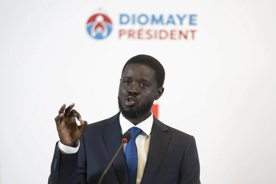 Tổng thống đắc cử Senegal cam kết chống tham nhũng