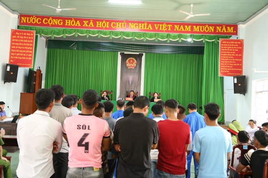 Xét xử lưu động vụ án hủy hoại tài sản