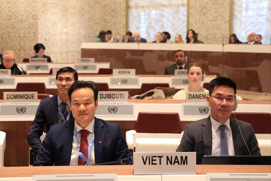 Việt Nam kêu gọi các bên trong xung đột bảo vệ người dân