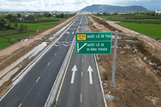 Huy động mọi nguồn lực đầu tư hạ tầng giao thông