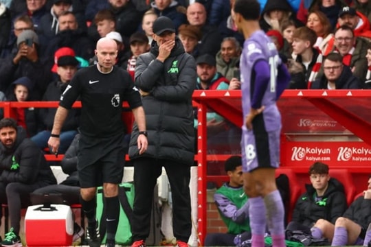 Premier League công bố án phạt cho HLV Steven Reid vì xúc phạm trọng tài