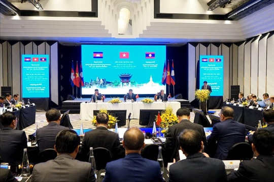 Hội nghị thường niên Bộ trưởng Công an, Nội vụ Campuchia – Lào – Việt Nam lần thứ I