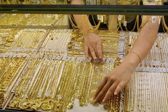 Giá vàng trong nước tăng cao