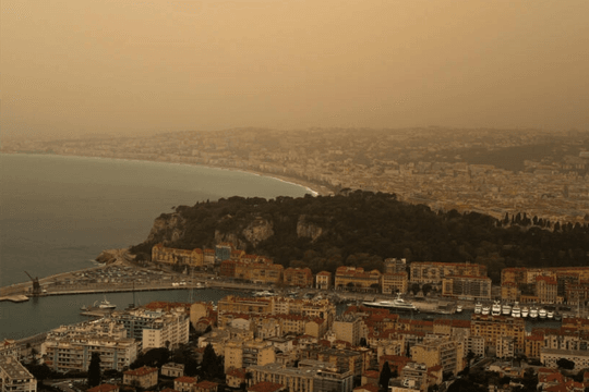 Bụi Sahara phủ kín Thụy Sĩ và Đông Nam nước Pháp