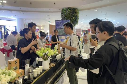 Tưng bừng Lễ hội Tôn vinh cà phê - trà Việt Nam