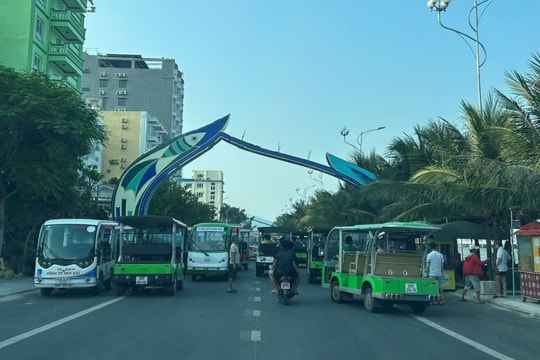 Dẹp nạn xe điện không phép ở Hải Tiến bằng cách nào?