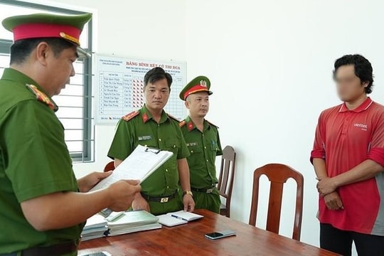 Bắt Giám đốc chi nhánh Tân Á Đại Thành để điều tra về hành vi tham ô